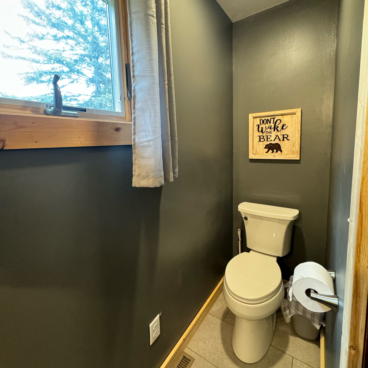 Cabin 4 Bathroom 2